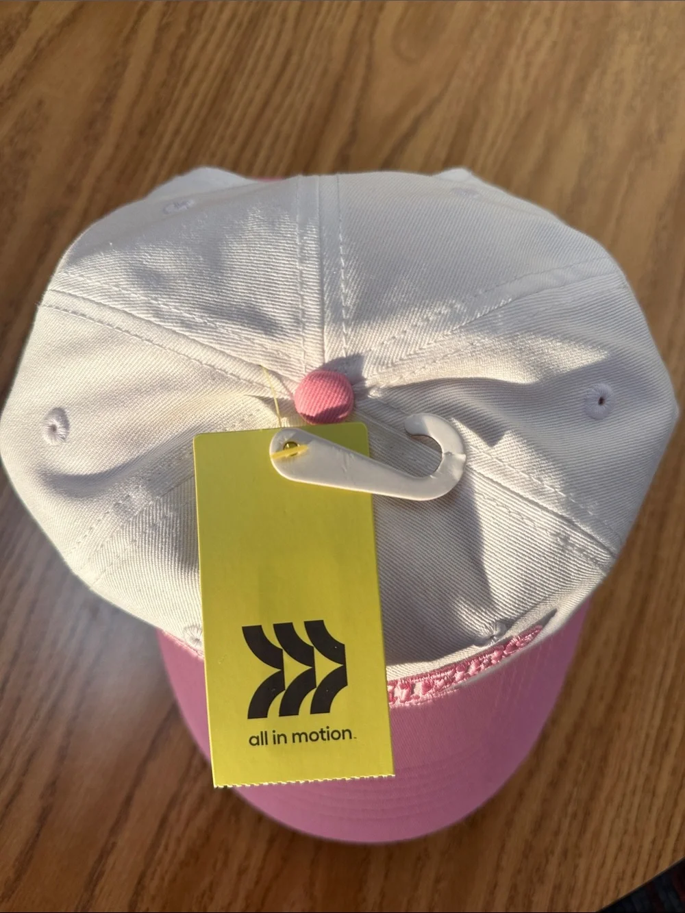 “RUNNERS CLUB” ALL IN MOTION BASEBALL HAT CAP WHITE PINK ADJUSTABLE ATHLETIC OS